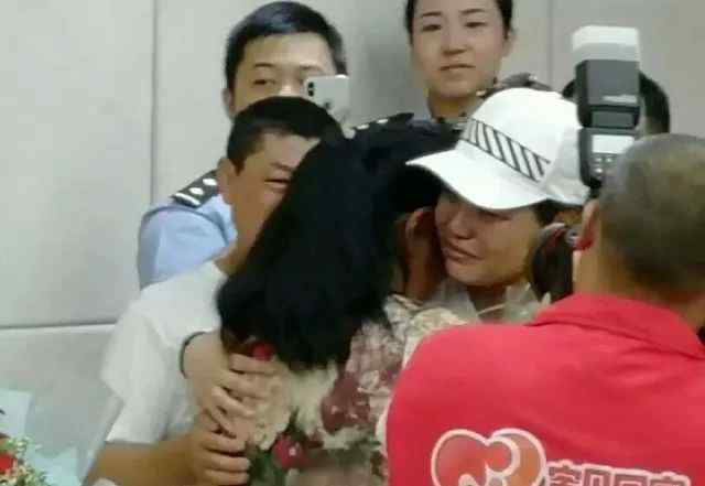 我跟妈妈 被拐27年终于回家 “我跟妈妈长得好像”