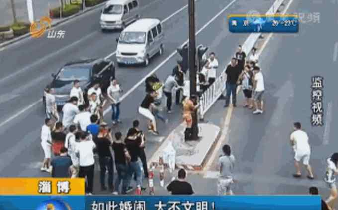 山东邹平严禁强吻搂抱新娘伴娘 四部门联合打击恶俗婚闹 网友：支持！