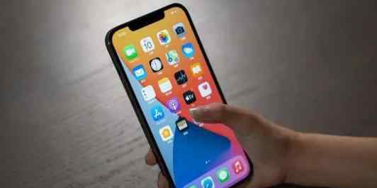 苹果承认iPhone12存绿屏问题 苹果承认12绿屏问题