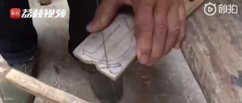 木工爷爷给孙子做螳螂车 究竟是怎么一回事?