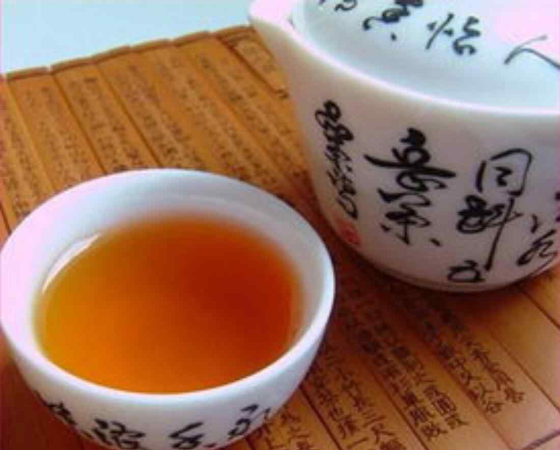 藿香正气胶囊的功效与作用 藿香正气散的功效与作用