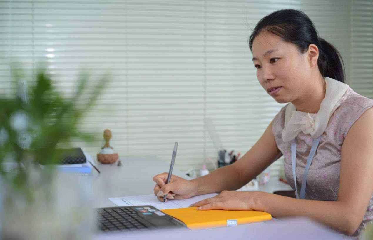 咸阳神州职场 一个女硕士在神州专车做司机 半年内连升三级成中层了