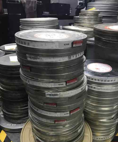 修复师为修复老电影每天点鼠标8万次