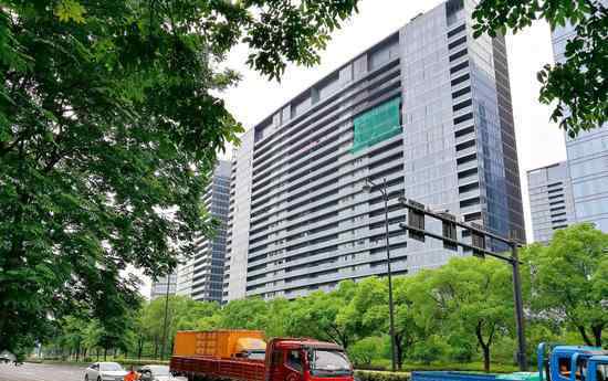 杭州保姆纵火案调查：小火亡人 为何近3小时才把人救出？