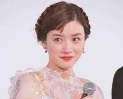 仙女式哭泣照走红 不得不说真的是“我见犹怜”