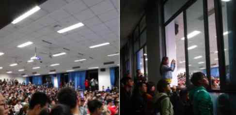 网红老师讲座似演唱会 学生爬窗台听课