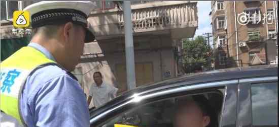 斑马线前不礼让 司机将受到罚款50元记3分的处罚