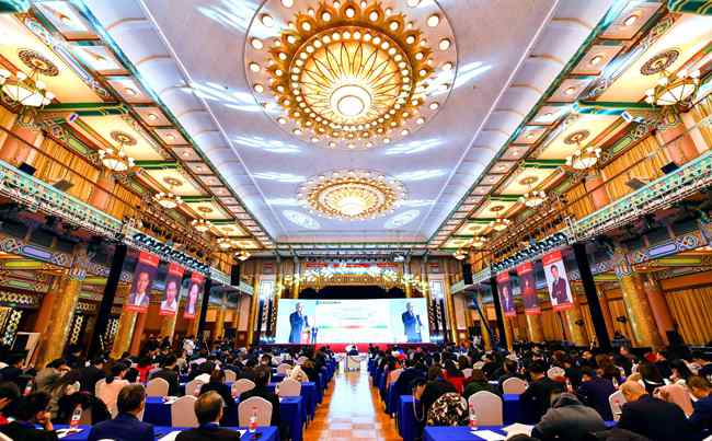 讯游网 迅游网络CEO袁旭当选“2018新时代中国经济优秀人物”