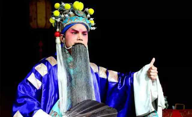 业余演员变脸失败尴尬离场 这是怎么回事？