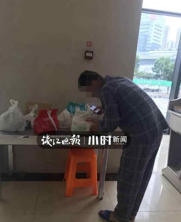 38楼禁外卖乘电梯 这意味着什么?