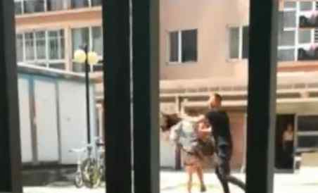 女子骂婆婆老不死的 一言不合被丈夫拳打脚踢