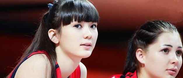 亚洲排球女神进入政坛 长约120cm的腿更是吸睛无数