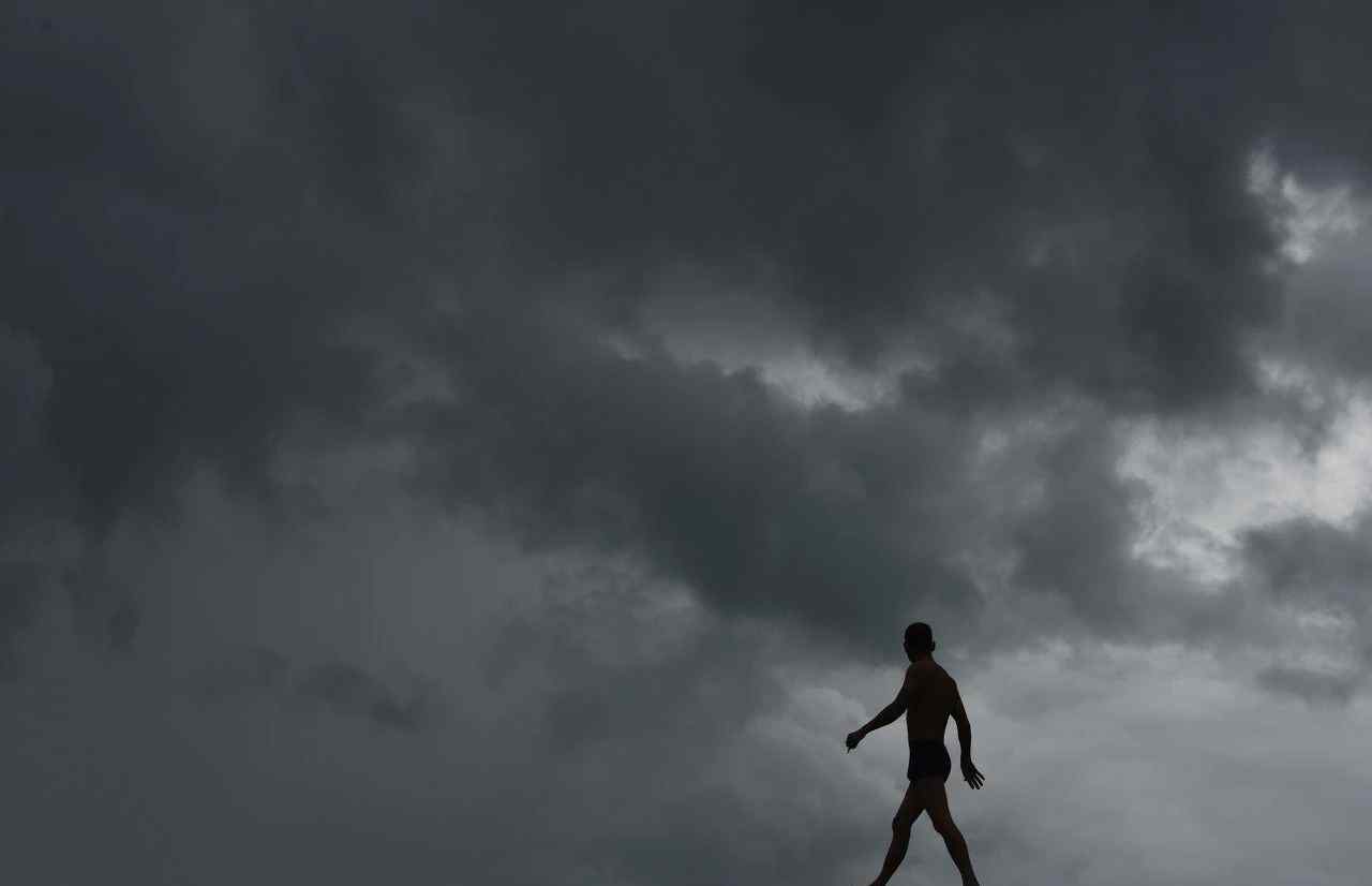 极度深寒好看吗 叶檀：挺住！风雨晚舟 极度深寒！没什么好怕的！文章配图