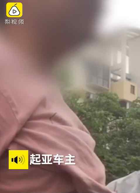 司机为躲宾利撞上奔驰 对此大家怎么看？