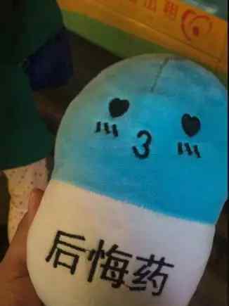 两男子2小时夹完210只娃娃 商家以为失窃损失约12577元人民币
