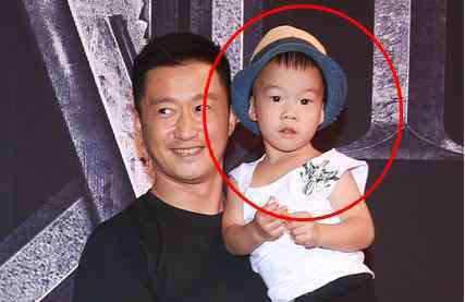 吴京儿子吴所谓公开亮相 十分可爱长得非常像妈妈