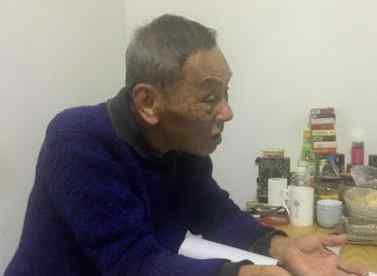 房子被骗老人睡公园 公证书曾被修改