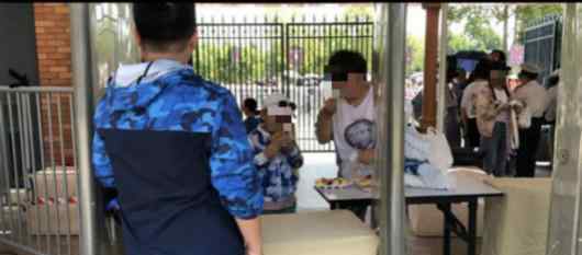 人民网四问迪士尼 真相原来是这样！