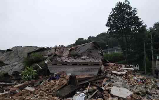 7岁男孩地震遇难 真相原来是这样！