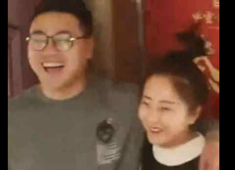 新婚夫妻是门对门邻居 两个月闪婚也太投缘了