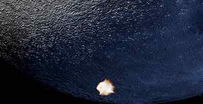 NASA在阳光照射的月球表面发现水 不仅限于阴凉的地方