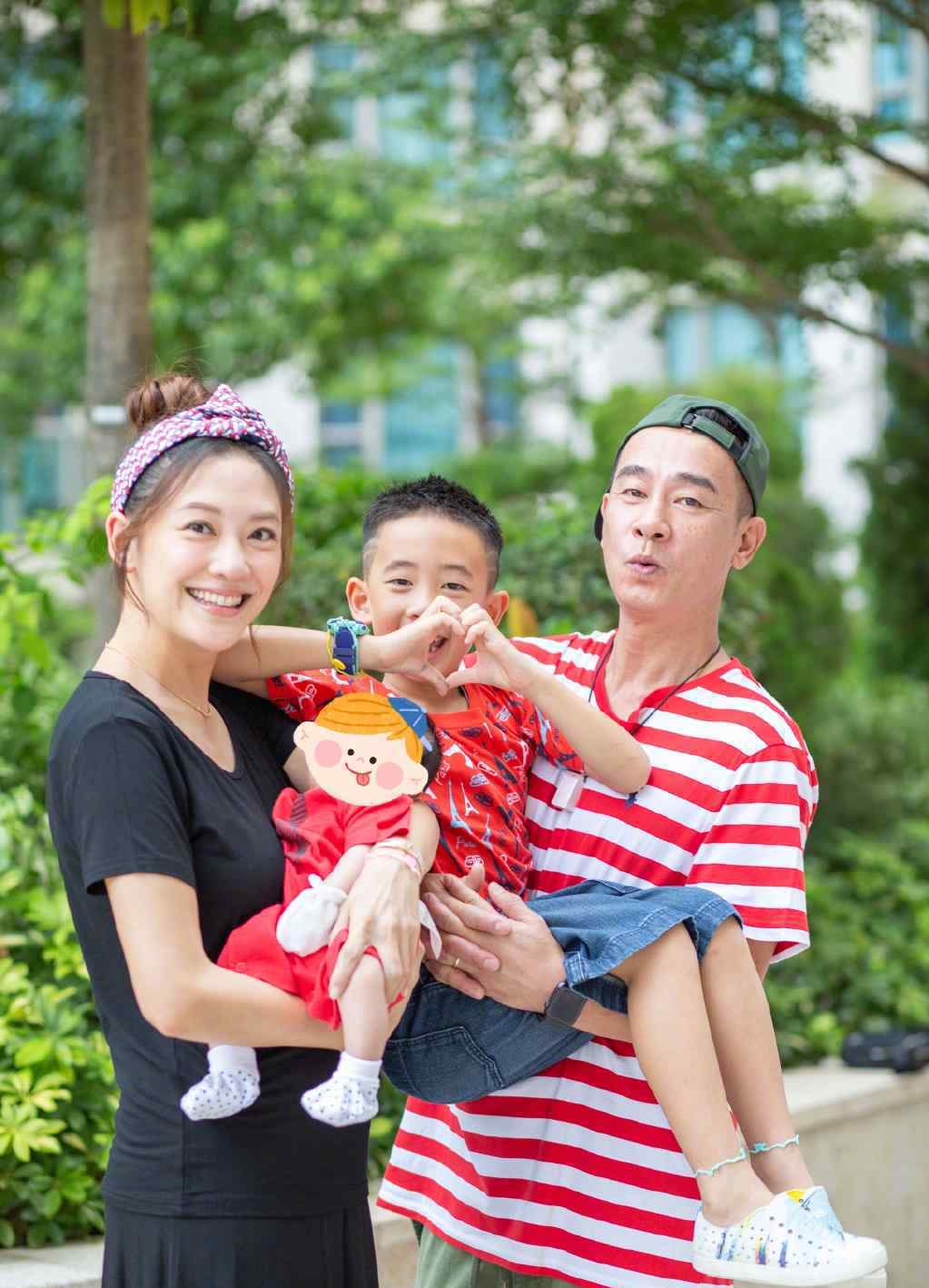 应采儿晒一家四口合照 事件详细经过！