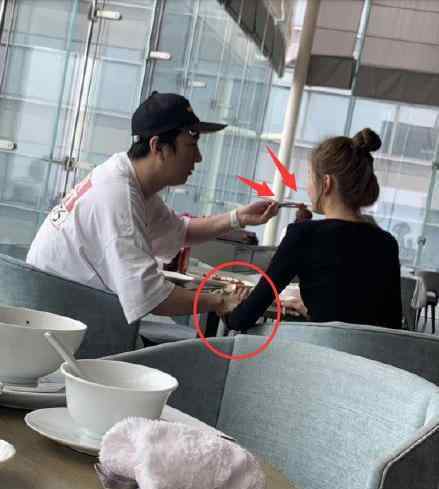王思聪新女友 甜仇 究竟发生了什么?