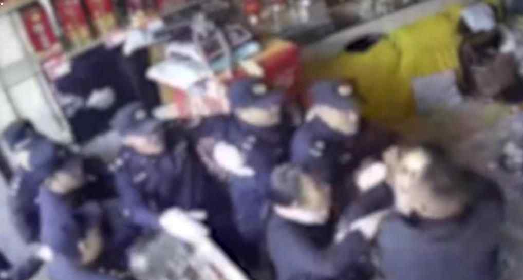 城管局回应商铺老板被城管群殴 该事件最新进展如何？