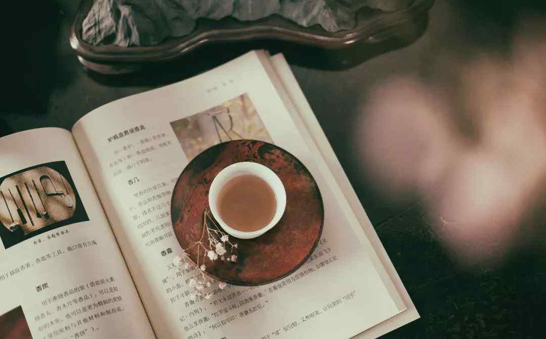可笑至极 发朋友圈超搞笑的句子，搞笑至极，笑到抽筋！