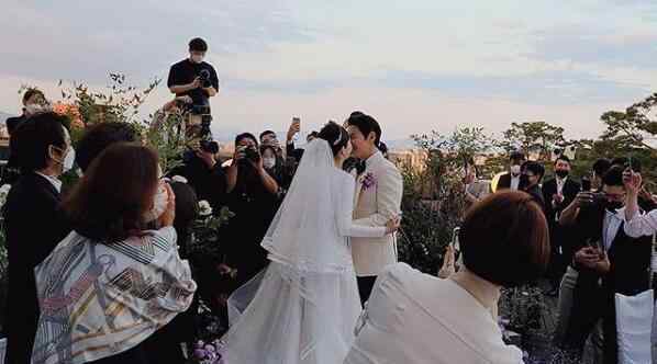 JUNJIN婚礼 JUNJIN妻子个人资料身份曝光