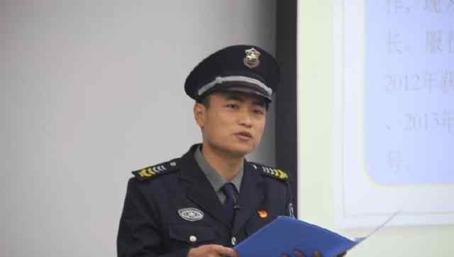 北大保安小哥英语词汇量一万五 真的太厉害了！！