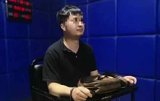 网络贩婴一个婴儿开价七八万 自称手上“有资源”的“中介”
