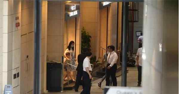 刘德华女儿被家人陪同秘密住院 究竟是怎么一回事？