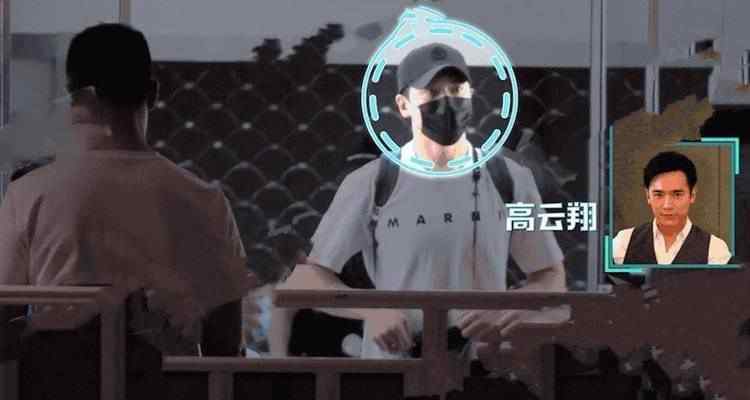 高云翔带女儿现身 全程董璇和高云翔完全没有碰面