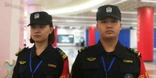警方通报地铁安全员偷闻女子头发 具体怎么回事