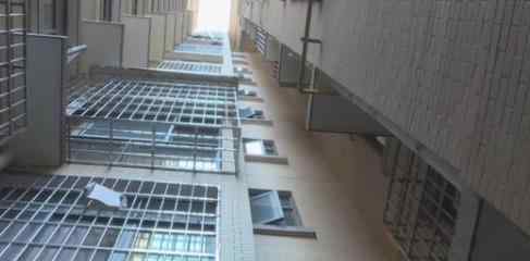 物业回应女童滞留电梯找家长坠亡 具体怎么处理