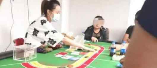 地下赌场专门请美女发牌 记者混入后偷拍令人咋舌现场