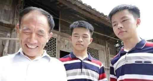 湖南双胞胎分别被清北录取 离不开父亲的教育