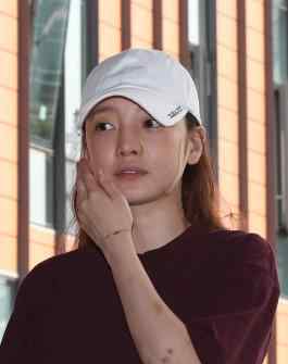 具荷拉前男友涉嫌恐吓施暴获刑一年 当庭被捕
