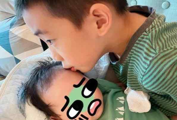 应采儿生二胎的原因 应采儿二胎生了是男是女正面照曝光