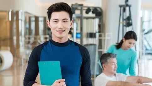 26岁小伙健身3个月乳房发育 具体什么原因