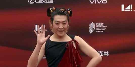 姜思达红毯造型走秀曝光 网友：哪吒来了吗