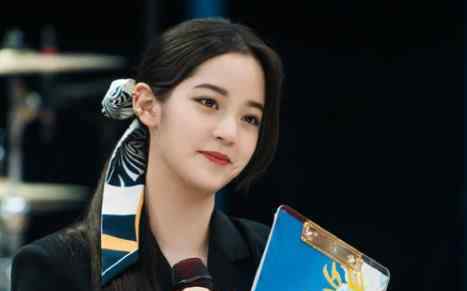 欧阳娜娜回应提议重录 欧阳娜娜陈飞宇复合真的吗