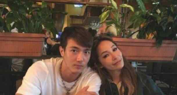 萧亚轩男友吐血送医 萧亚轩男友怎么了为什么吐血