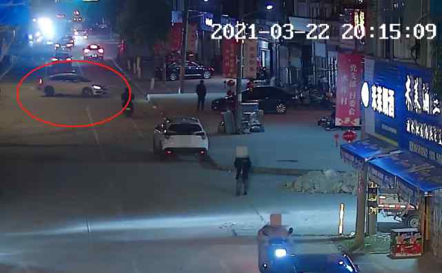 好兄弟借车 一借一年多！男子忍无可忍“偷”走自己的车 兄弟报警了……