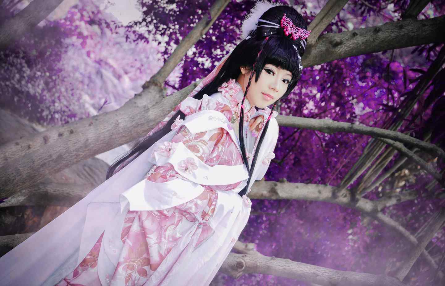 雅僧佛公子 每日图鉴大赏，《霹雳布袋戏》左手香COS，美人如玉！