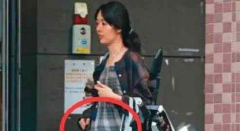 向佐赴台陪郭碧婷待产 网友：生完孩子才领证吗