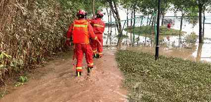 东莞东江医院 男子惠州跳江东莞获救 足足漂了20多公里历时12小时