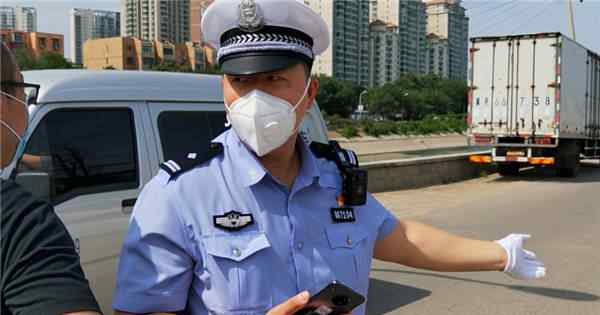 肇事组 事故组民警老胡的“小时+N”