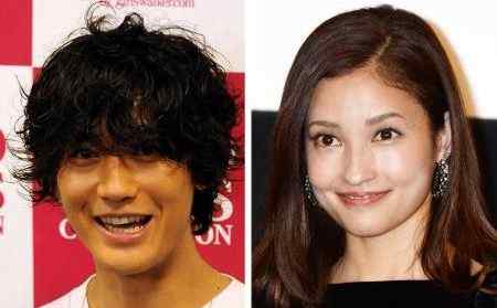 黑木美纱 赤西仁黑木明纱婚后四年补办婚宴